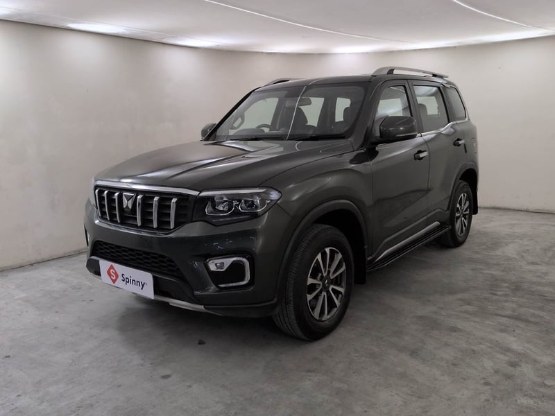 Used 2023 Mahindra Scorpio N Z8 L Diesel MT 4WD 7 STR Diesel Manual exterior LEFT FRONT CORNER VIEW