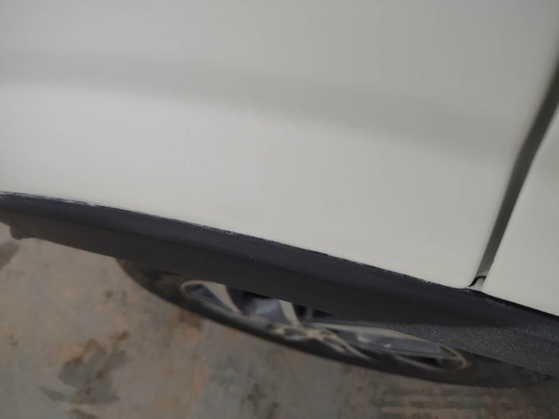 Used 2024 Mahindra XUV 300 W8 (O) 1.2 Petrol AMT Petrol Automatic dents MINOR DENT