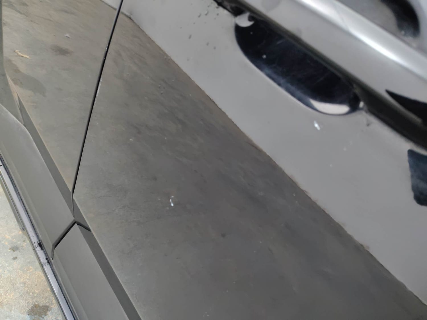 Used 2024 Hyundai Exter SX (O) Connect 1.2 AMT Knight Edition Petrol Automatic dents MINOR SCRATCH