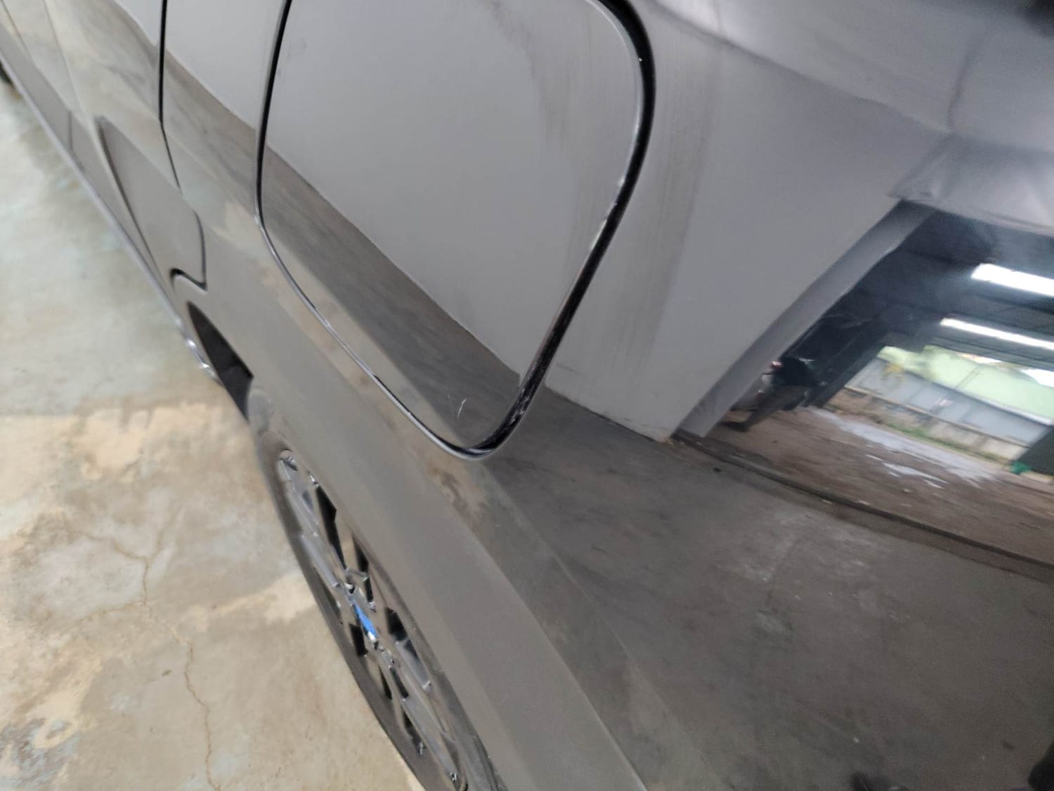 Used 2024 Hyundai Exter SX (O) Connect 1.2 AMT Knight Edition Petrol Automatic dents MINOR SCRATCH