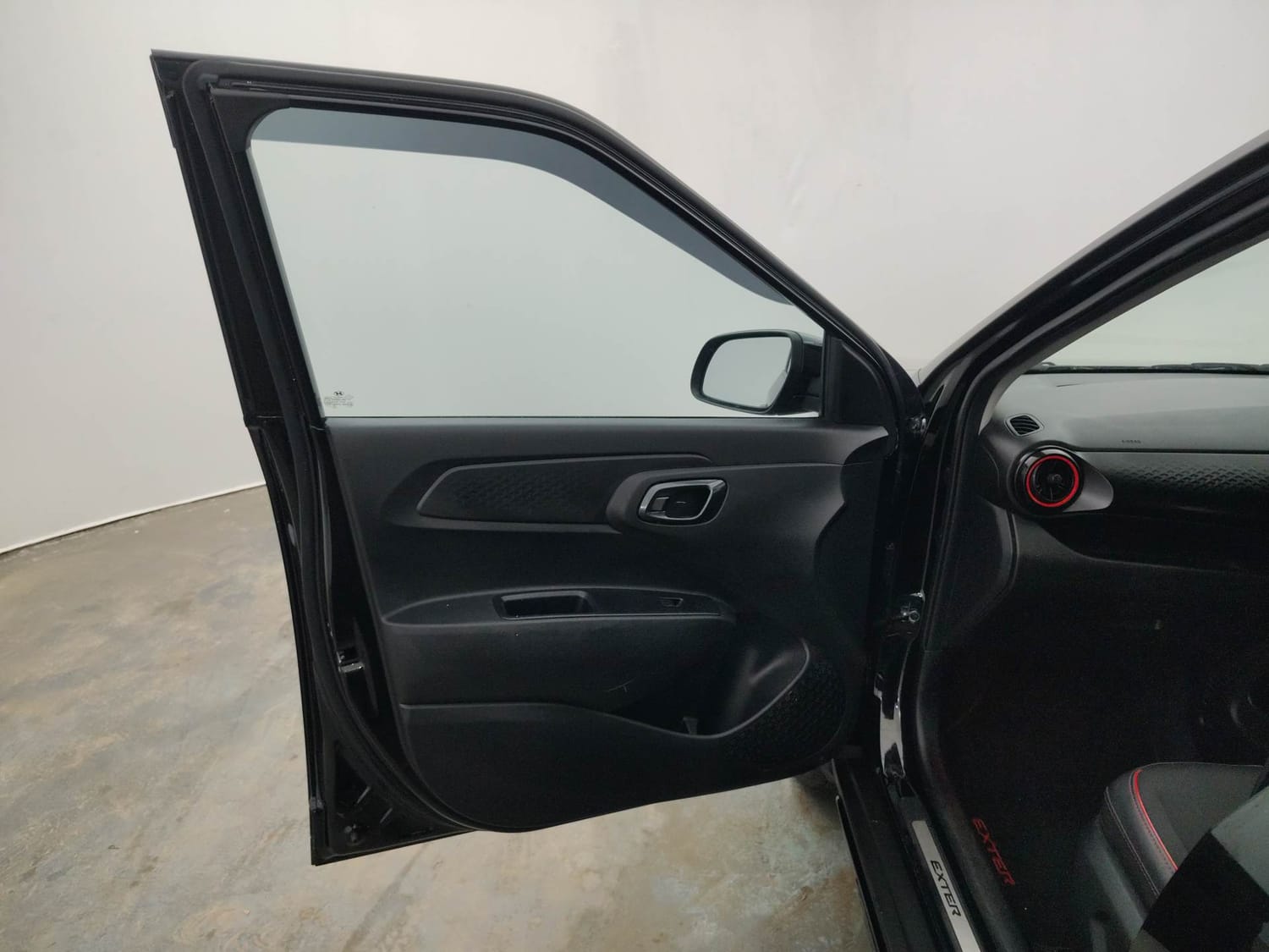 Used 2024 Hyundai Exter SX (O) Connect 1.2 AMT Knight Edition Petrol Automatic interior LEFT FRONT DOOR OPEN VIEW