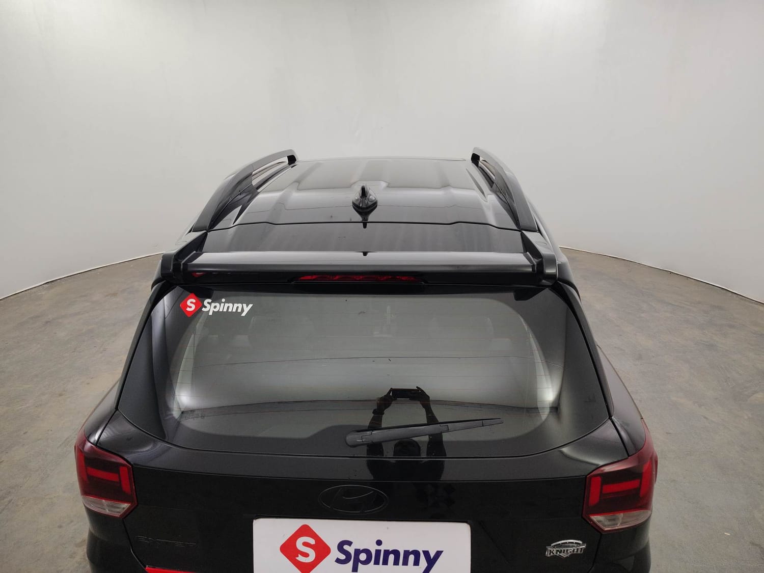 Used 2024 Hyundai Exter SX (O) Connect 1.2 AMT Knight Edition Petrol Automatic exterior EXTERIOR ROOF VIEW
