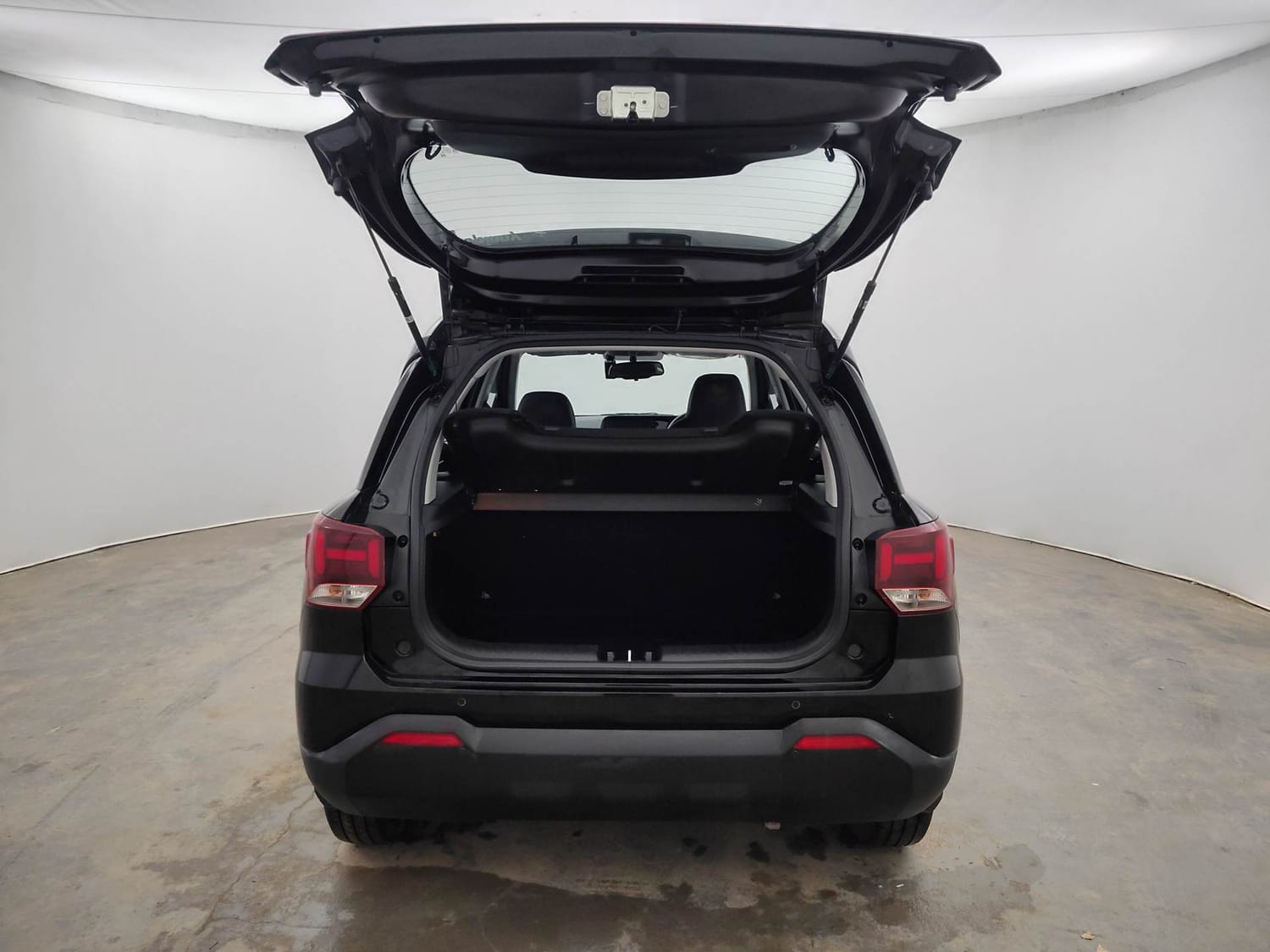 Used 2024 Hyundai Exter SX (O) Connect 1.2 AMT Knight Edition Petrol Automatic interior DICKY DOOR OPEN VIEW