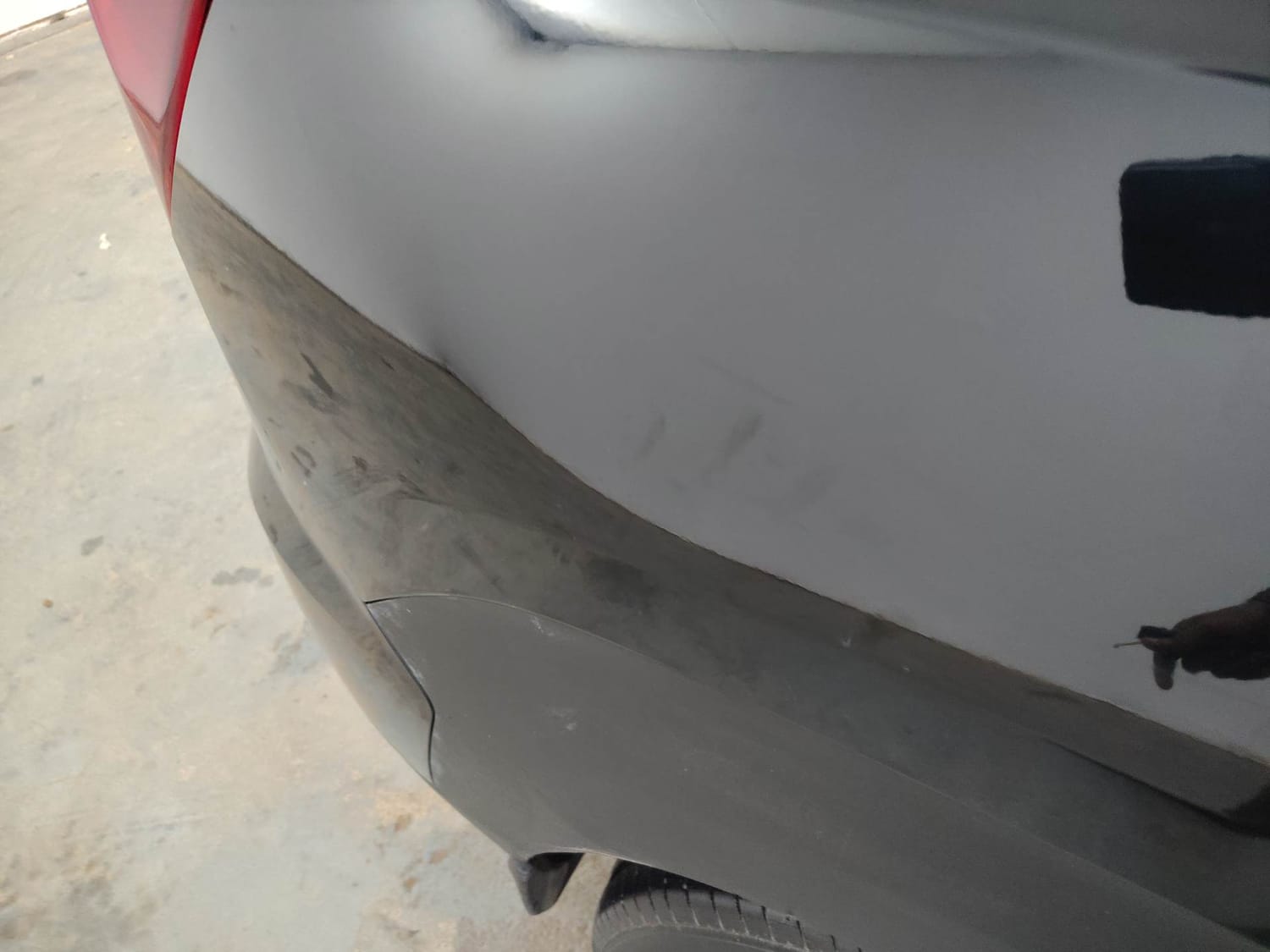 Used 2024 Hyundai Exter SX (O) Connect 1.2 AMT Knight Edition Petrol Automatic dents MINOR SCRATCH