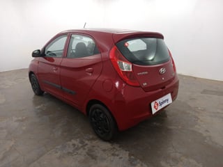 Used 2015 Hyundai Eon Magna O Petrol Manual exterior LEFT REAR CORNER VIEW