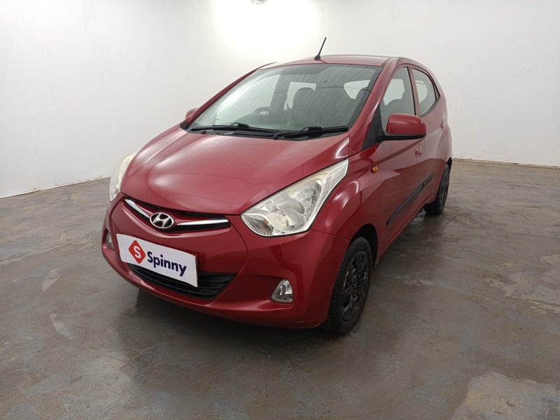 Used 2015 Hyundai Eon Magna O Petrol Manual exterior LEFT FRONT CORNER VIEW