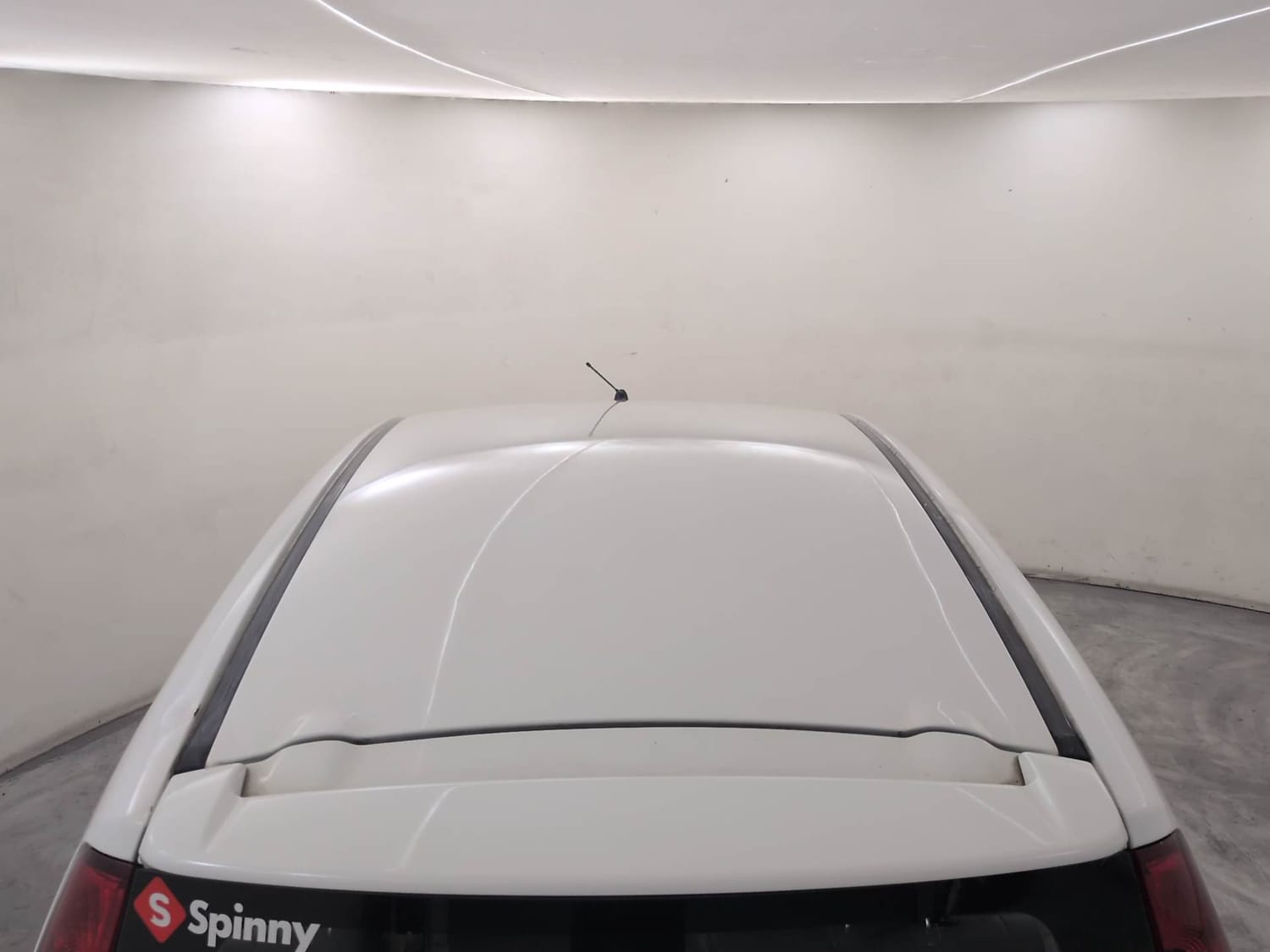 Used 2014 Maruti Suzuki Ritz Zxi BS-IV Petrol Manual exterior EXTERIOR ROOF VIEW
