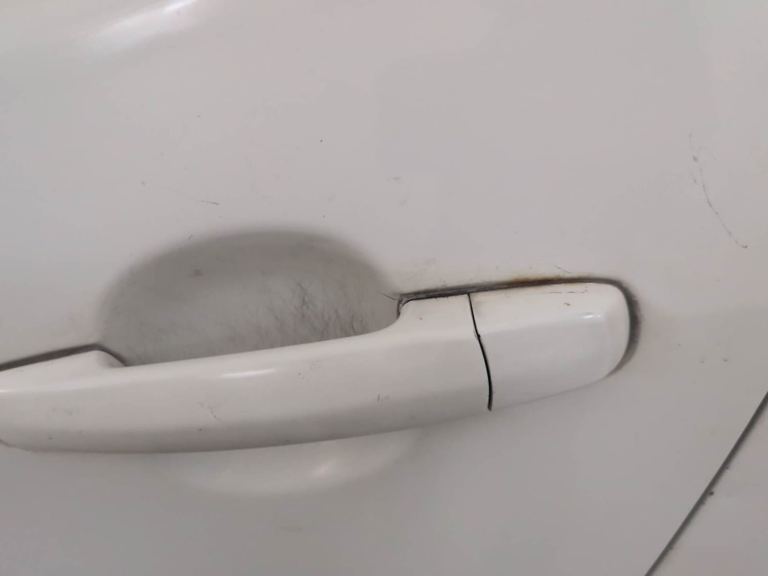 Used 2014 Maruti Suzuki Ritz Zxi BS-IV Petrol Manual dents MINOR SCRATCH