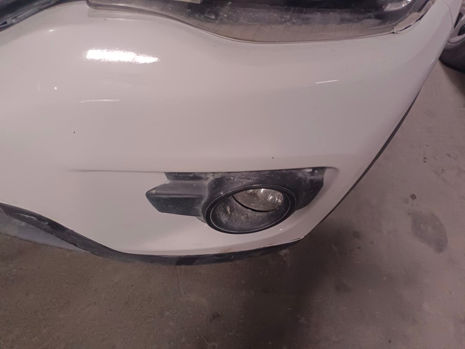 Used 2017 Renault Kwid 1.0 RXT Petrol Manual dents MINOR SCRATCH