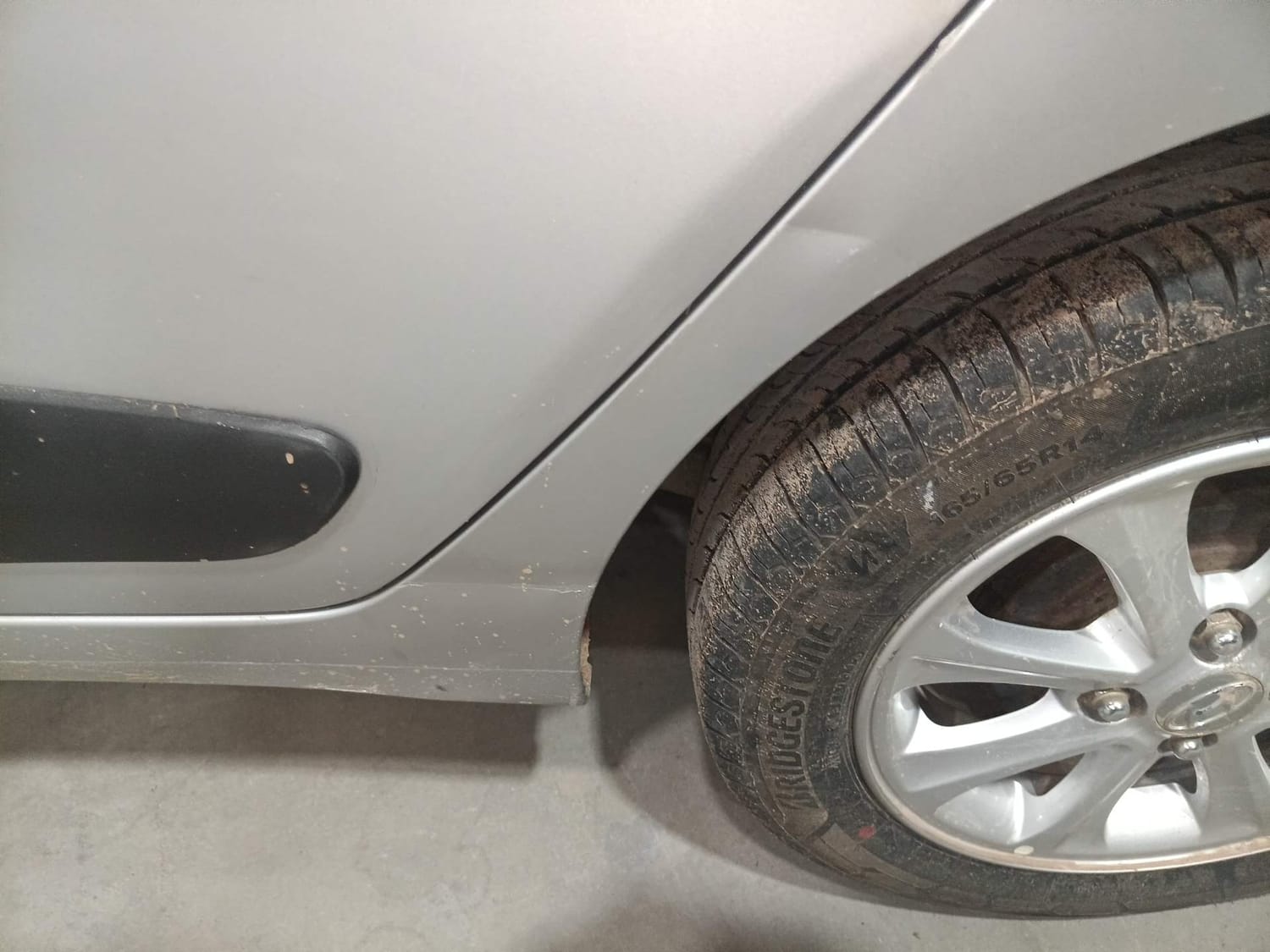 Used 2015 Hyundai Grand i10 Asta AT 1.2 Kappa VTVT Petrol Automatic dents MINOR SCRATCH