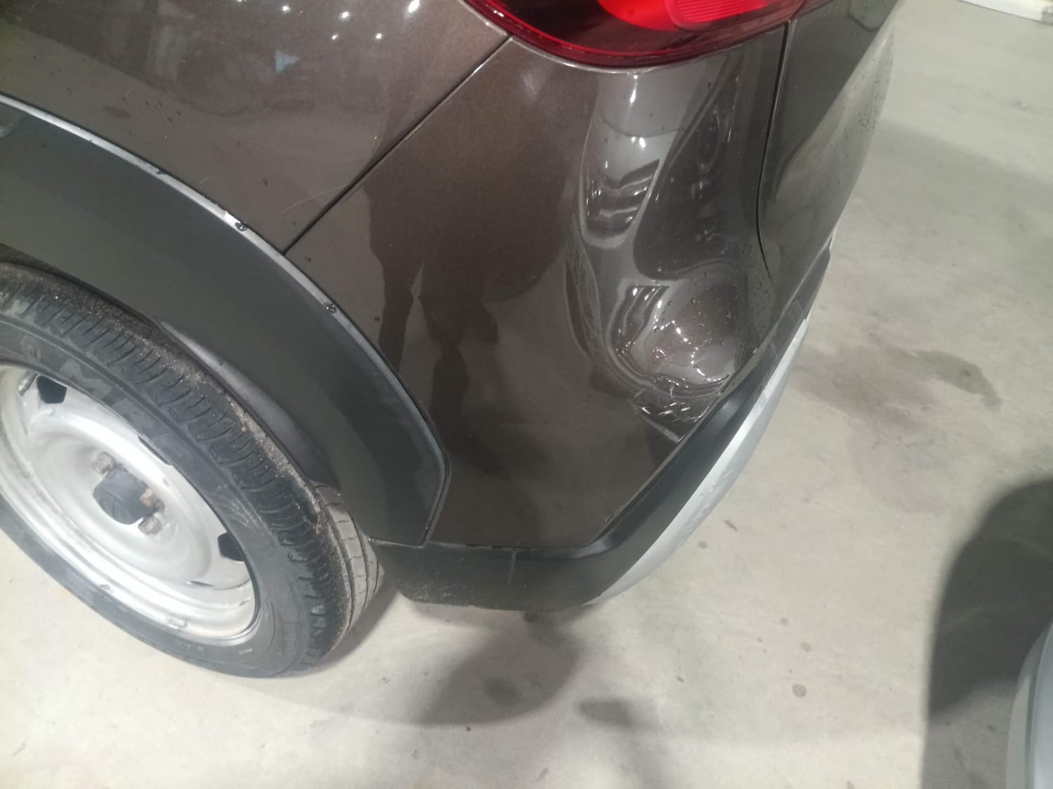 Used 2023 Nissan Magnite XE Petrol Manual dents MINOR SCRATCH