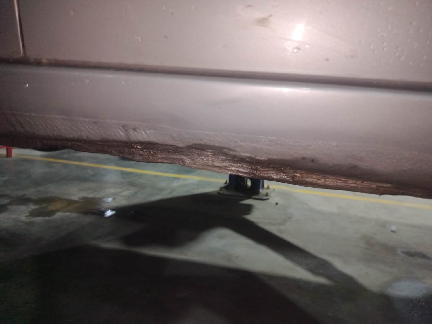 Used 2017 Maruti Suzuki Ertiga VXI Petrol Manual dents MINOR DENT