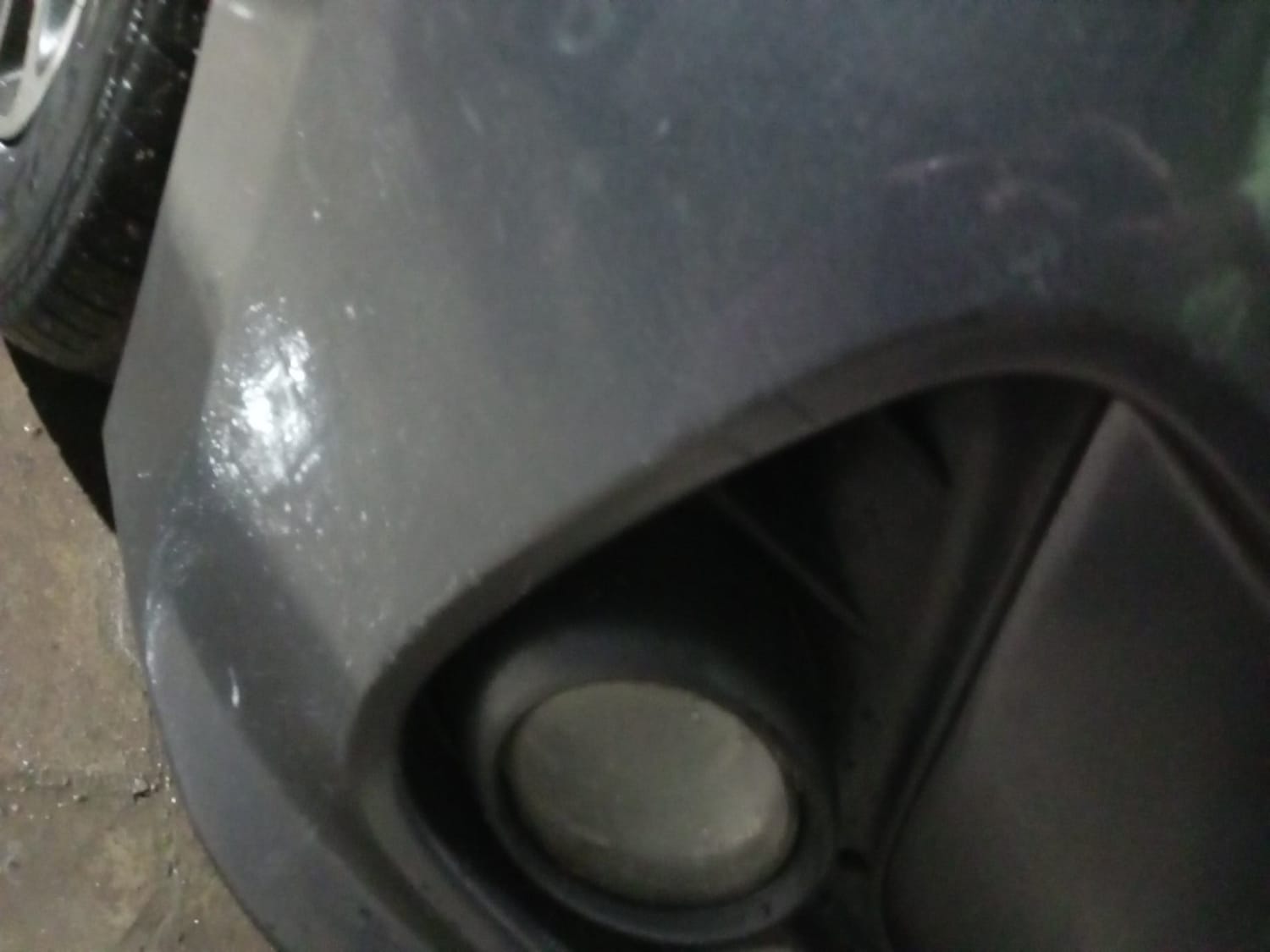 Used 2018 Hyundai Grand i10 Sportz AT 1.2 Kappa VTVT Petrol Automatic dents MINOR SCRATCH