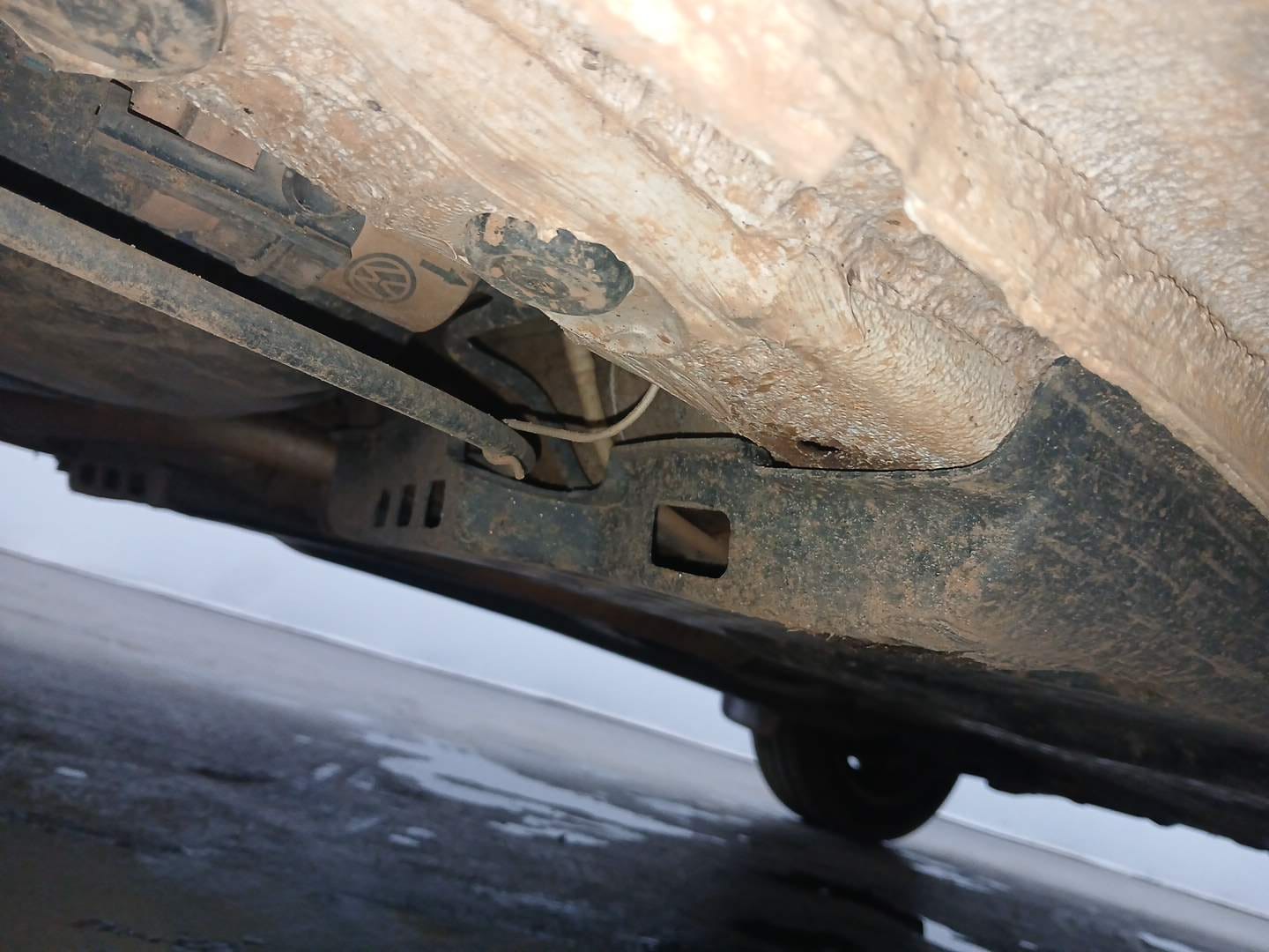 Used 2019 Volkswagen Ameo Comfortline 1.0L (P) Petrol Manual extra REAR RIGHT UNDERBODY VIEW
