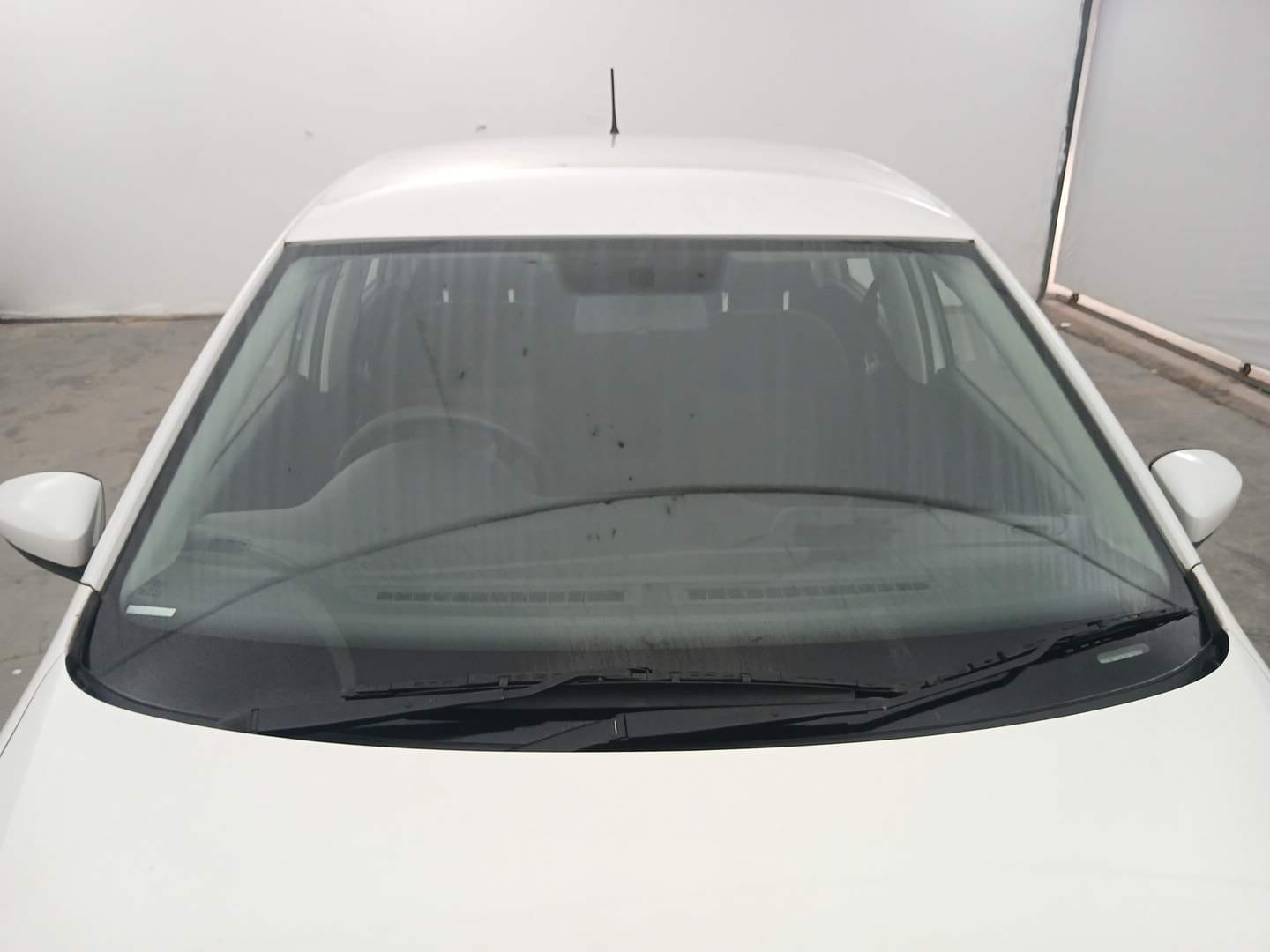 Used 2019 Volkswagen Ameo Comfortline 1.0L (P) Petrol Manual exterior FRONT WINDSHIELD VIEW