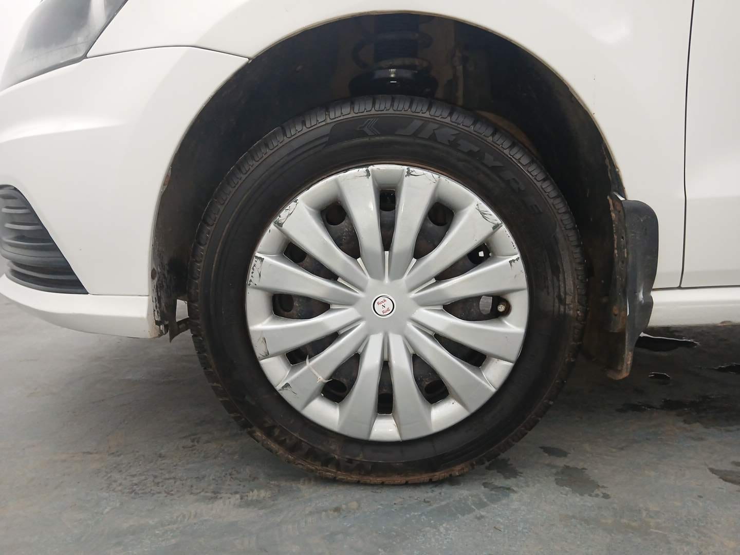 Used 2019 Volkswagen Ameo Comfortline 1.0L (P) Petrol Manual tyres LEFT FRONT TYRE RIM VIEW