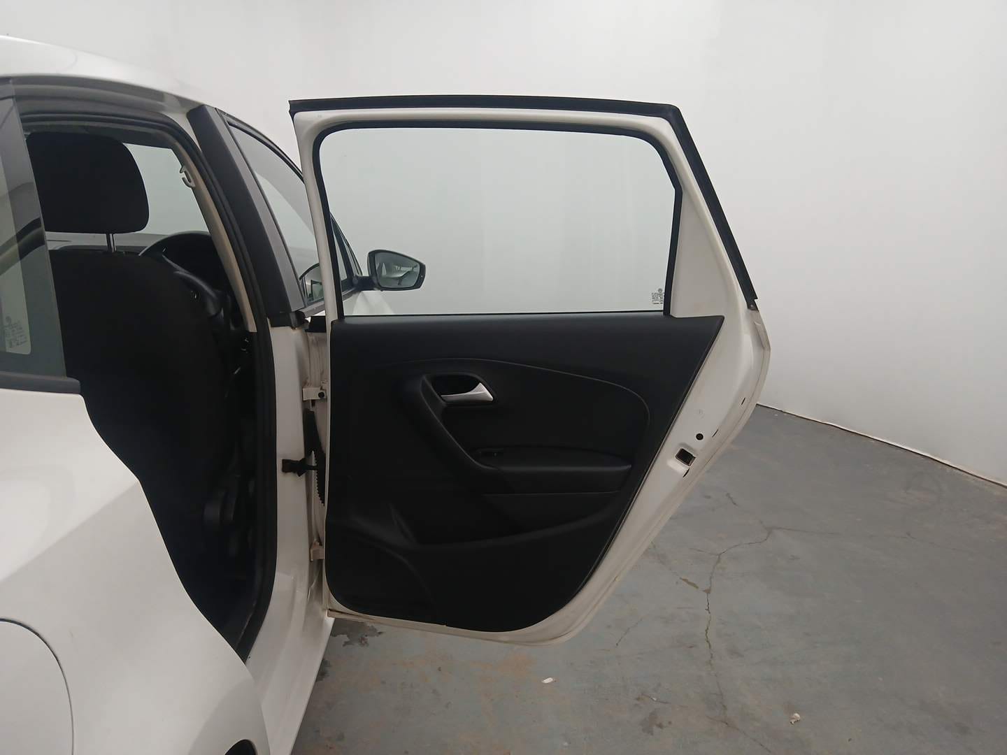 Used 2019 Volkswagen Ameo Comfortline 1.0L (P) Petrol Manual interior RIGHT REAR DOOR OPEN VIEW