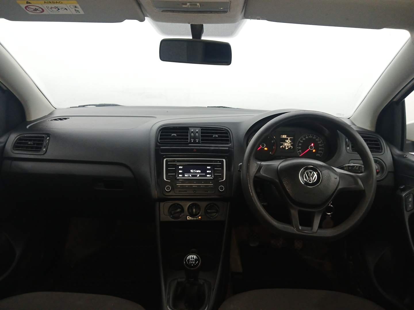 Used 2019 Volkswagen Ameo Comfortline 1.0L (P) Petrol Manual interior DASHBOARD VIEW