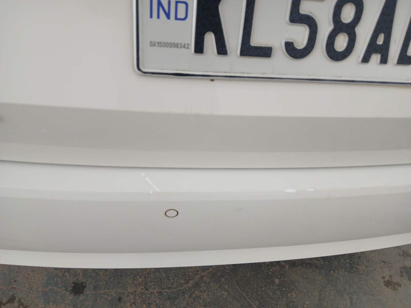 Used 2019 Volkswagen Ameo Comfortline 1.0L (P) Petrol Manual dents MINOR SCRATCH