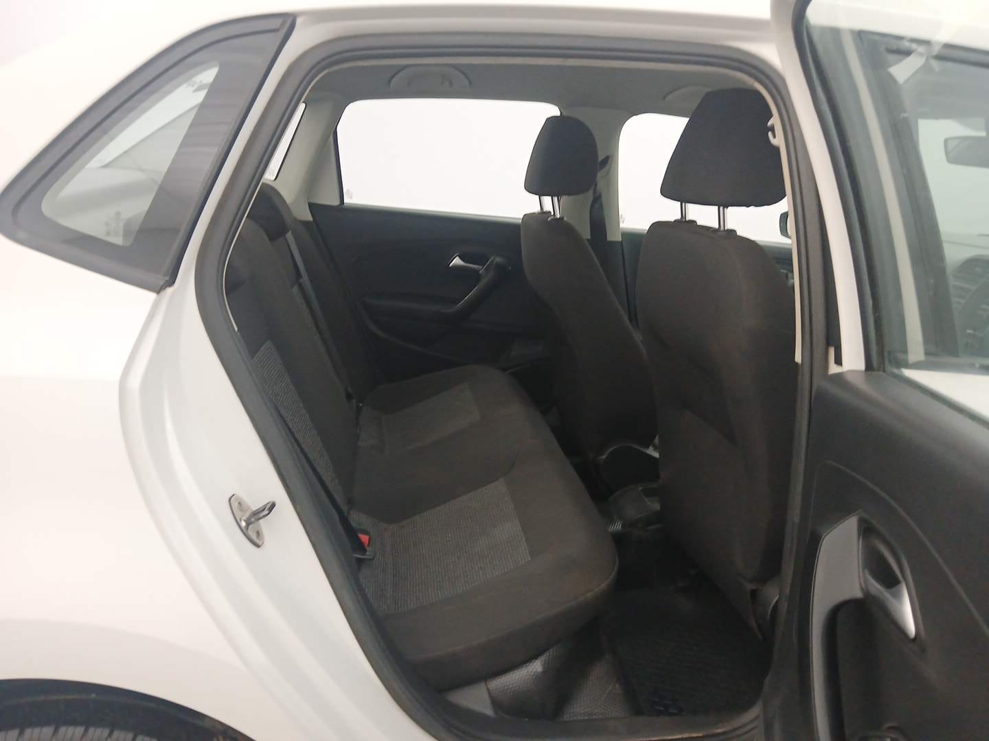 Used 2019 Volkswagen Ameo Comfortline 1.0L (P) Petrol Manual interior RIGHT SIDE REAR DOOR CABIN VIEW