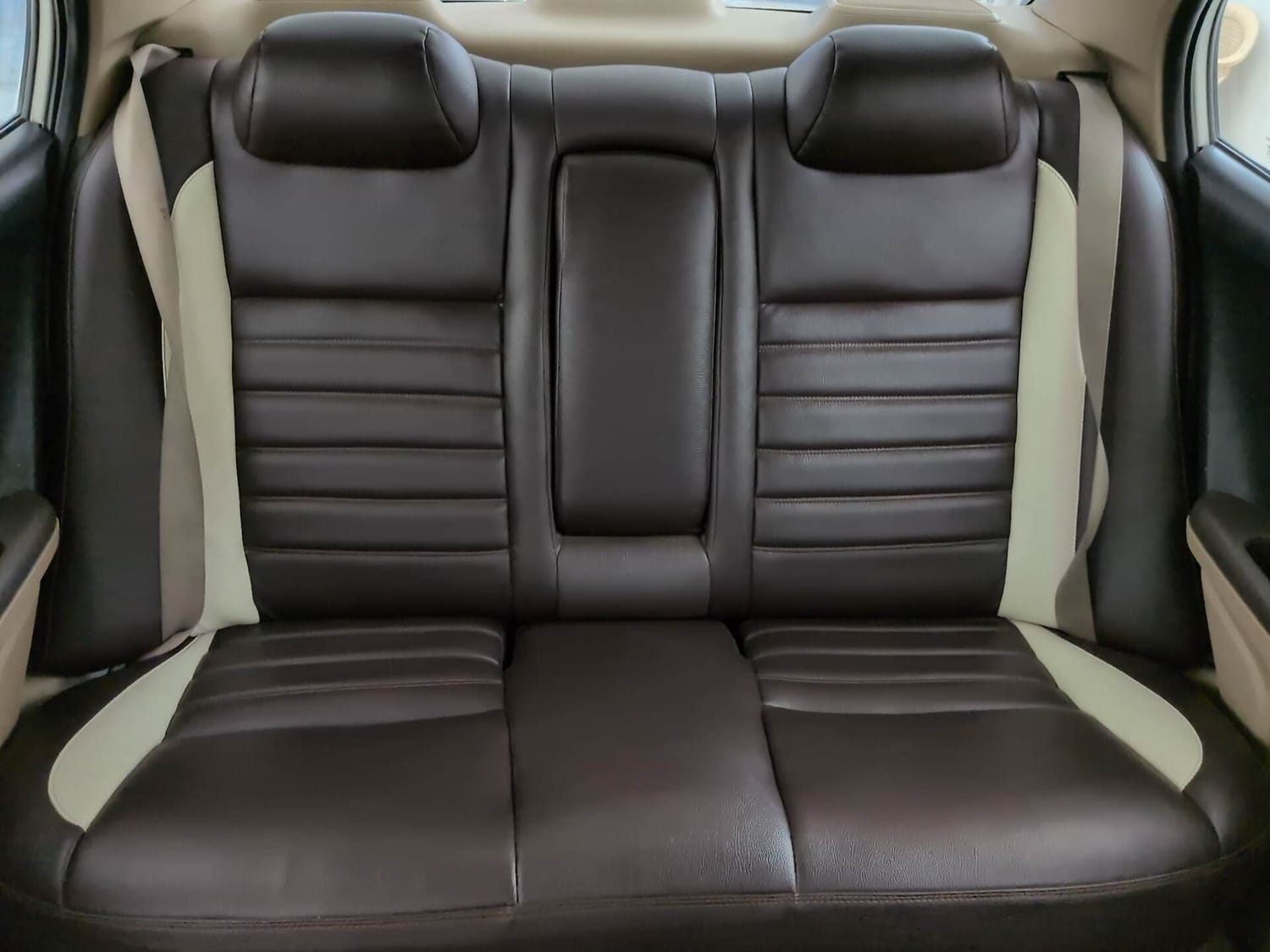Used 2014 Honda Amaze 1.5 VX i-DTEC Diesel Manual interior REAR SEAT CONDITION VIEW