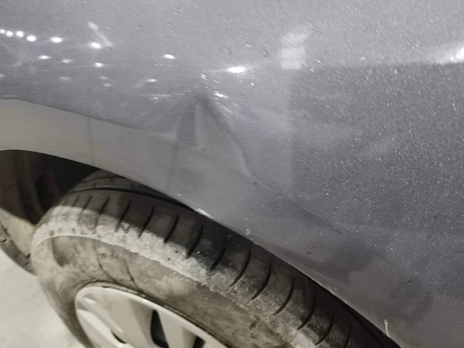 Used 2013 Maruti Suzuki Swift VXi Petrol Manual dents MINOR DENT