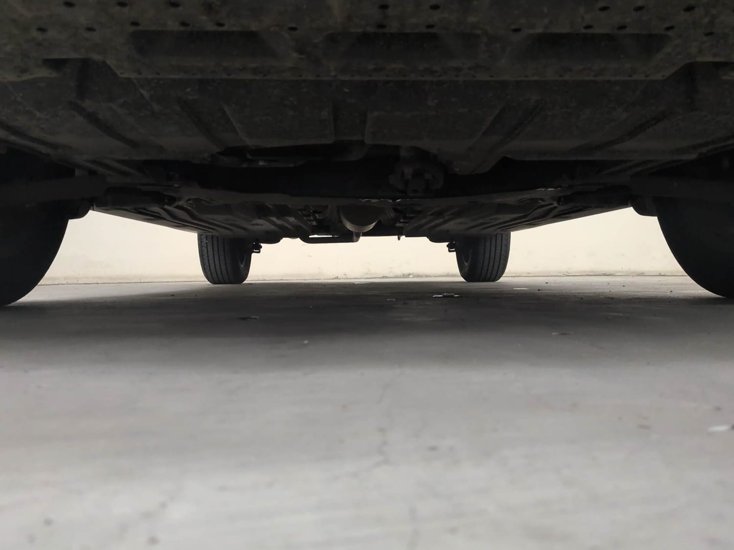Used 2025 Maruti Suzuki Grand Vitara Delta Plus Intelligent Hybrid eCVT Hybrid Automatic extra FRONT LEFT UNDERBODY VIEW