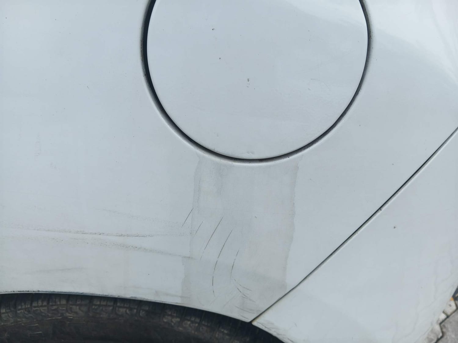 Used 2017 Hyundai Eon Sportz Petrol Manual dents MINOR SCRATCH
