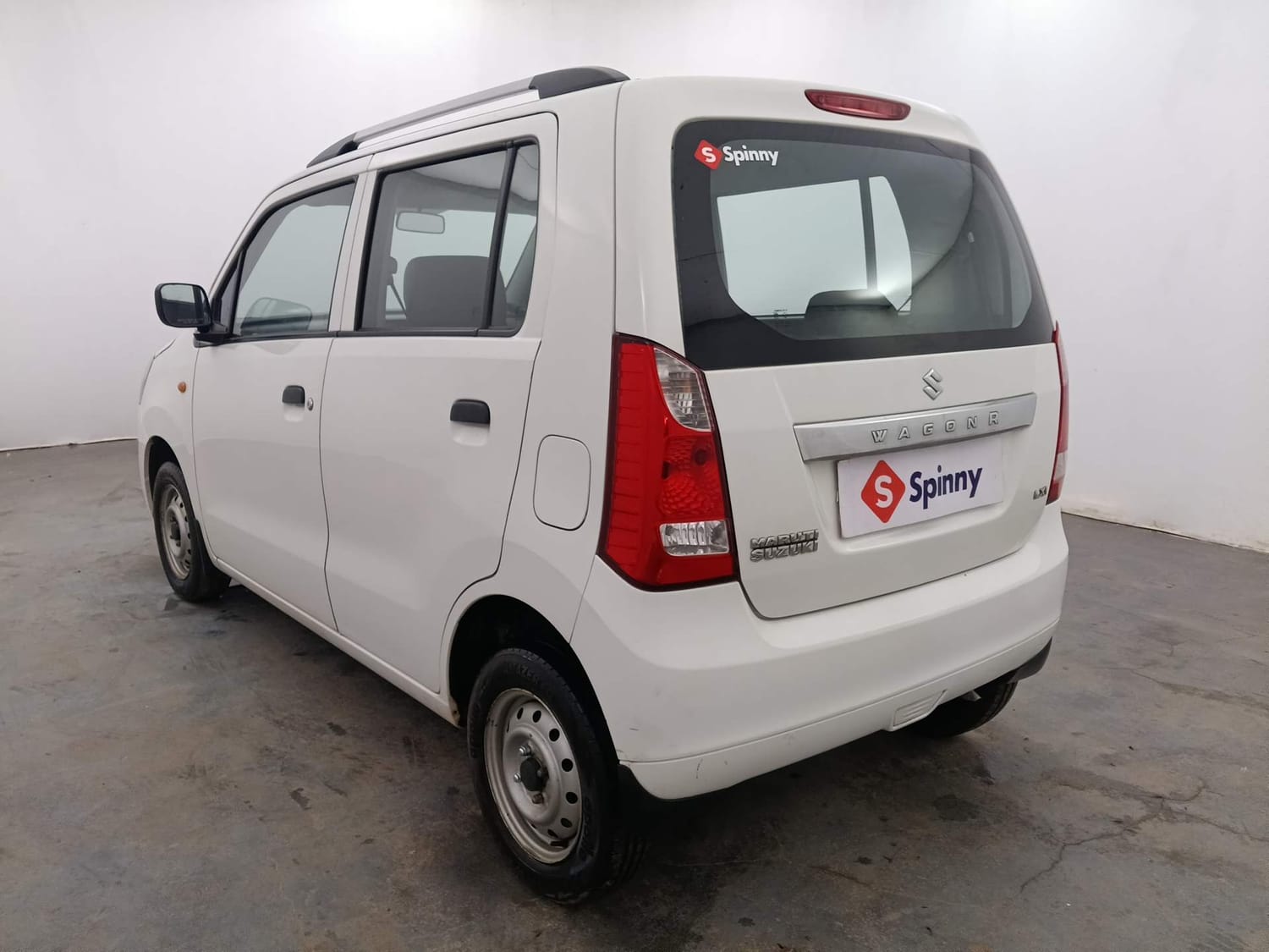 Used 2012 Maruti Suzuki Wagon R LXi Petrol Manual exterior LEFT REAR CORNER VIEW