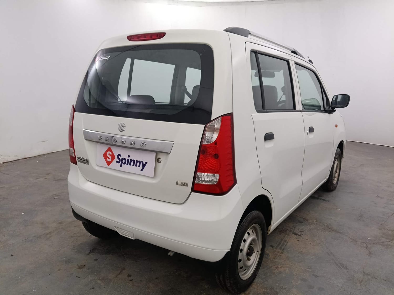 Used 2012 Maruti Suzuki Wagon R LXi Petrol Manual exterior RIGHT REAR CORNER VIEW