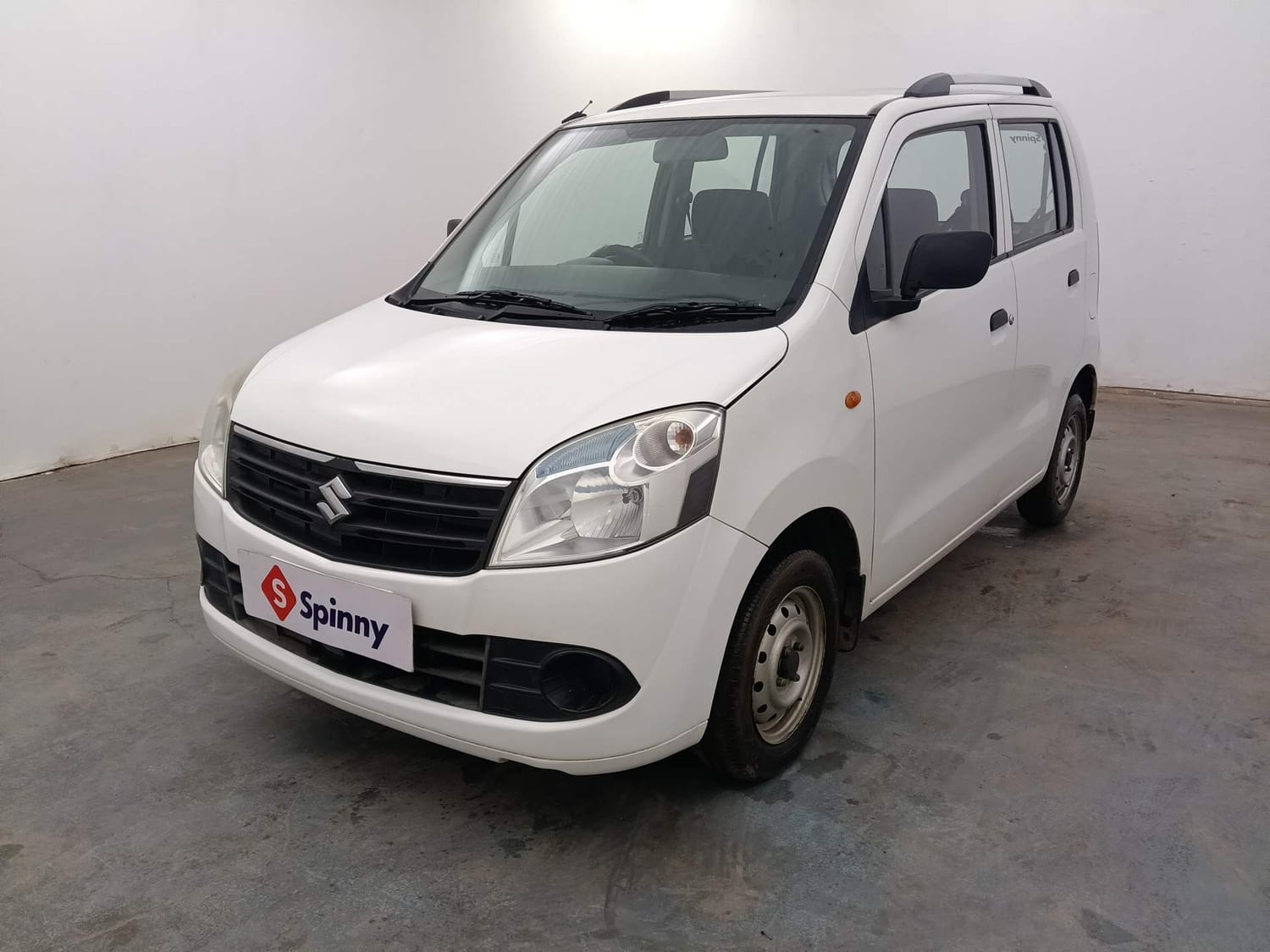 Used 2012 Maruti Suzuki Wagon R LXi Petrol Manual exterior LEFT FRONT CORNER VIEW