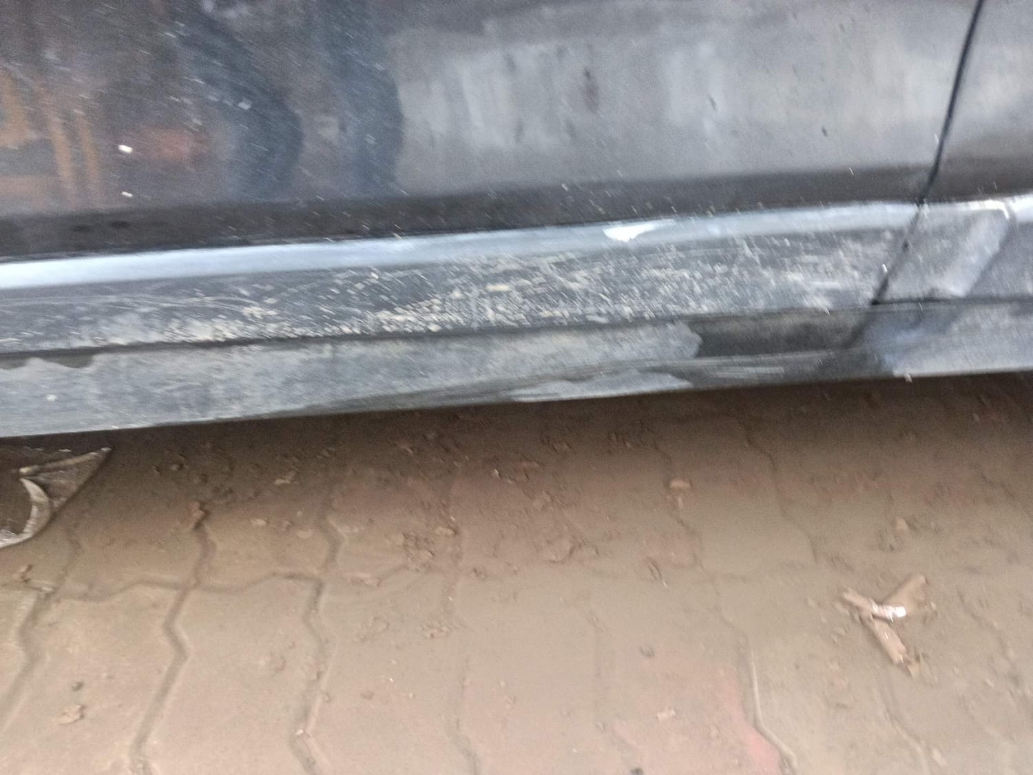 Used 2021 Mahindra XUV 300 W8 (O) 1.5 Diesel Diesel Manual dents MINOR DENT