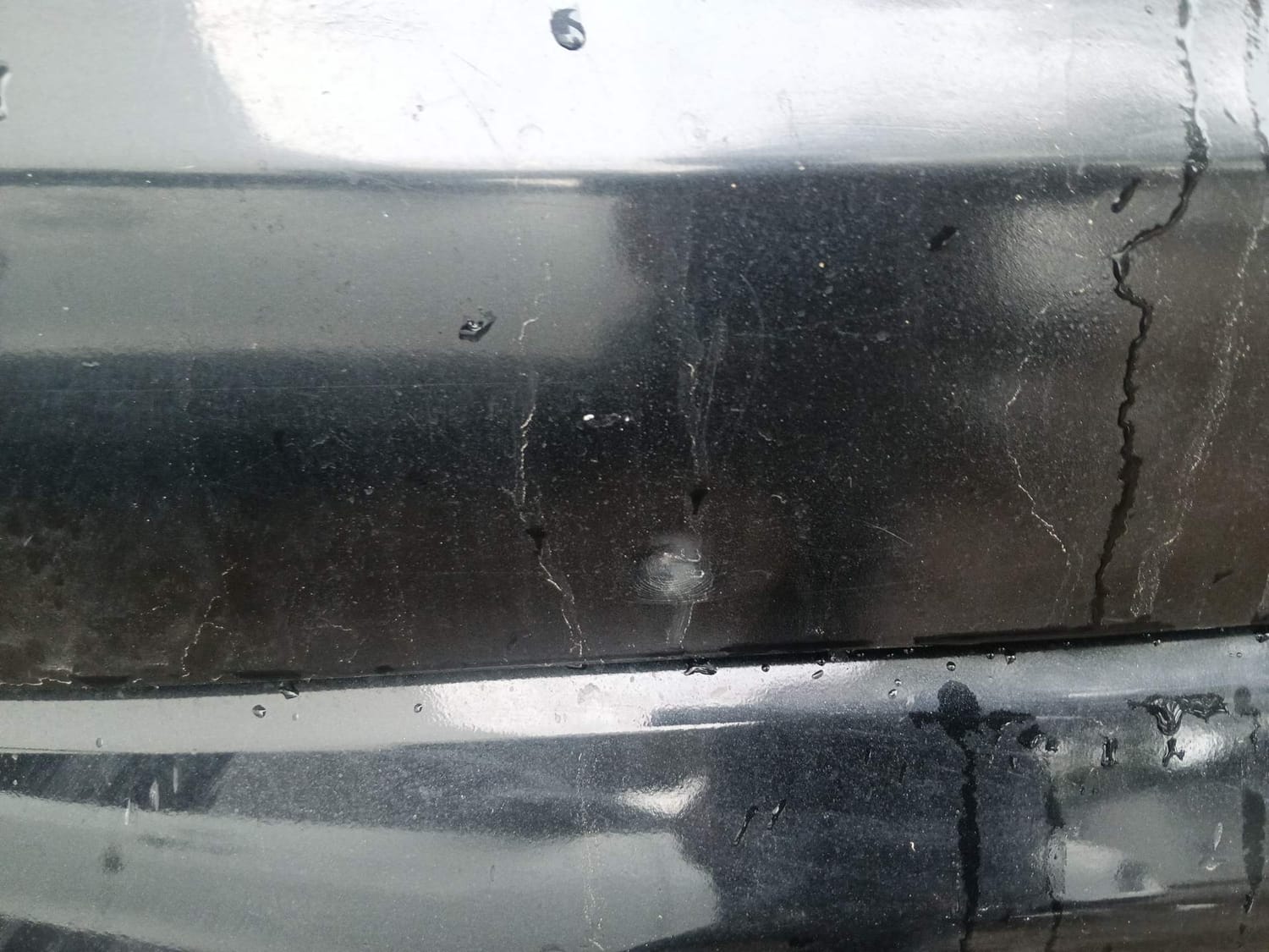 Used 2021 Mahindra XUV 300 W8 (O) 1.5 Diesel Diesel Manual dents MINOR DENT