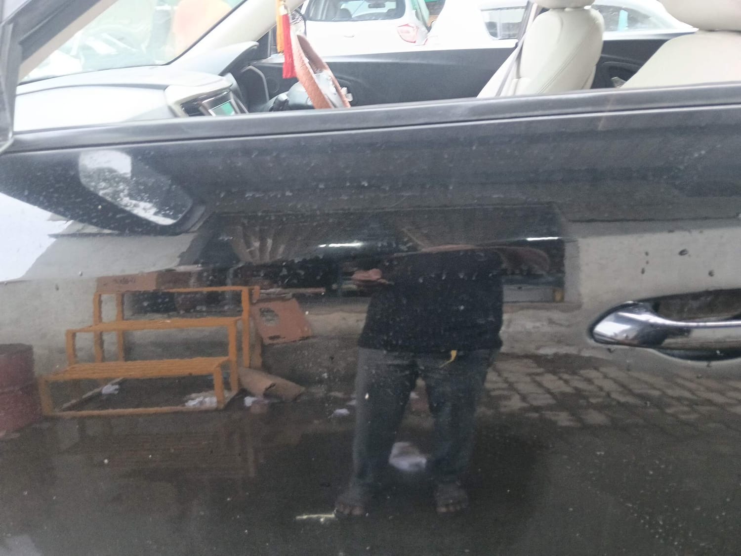 Used 2021 Mahindra XUV 300 W8 (O) 1.5 Diesel Diesel Manual dents MINOR SCRATCH