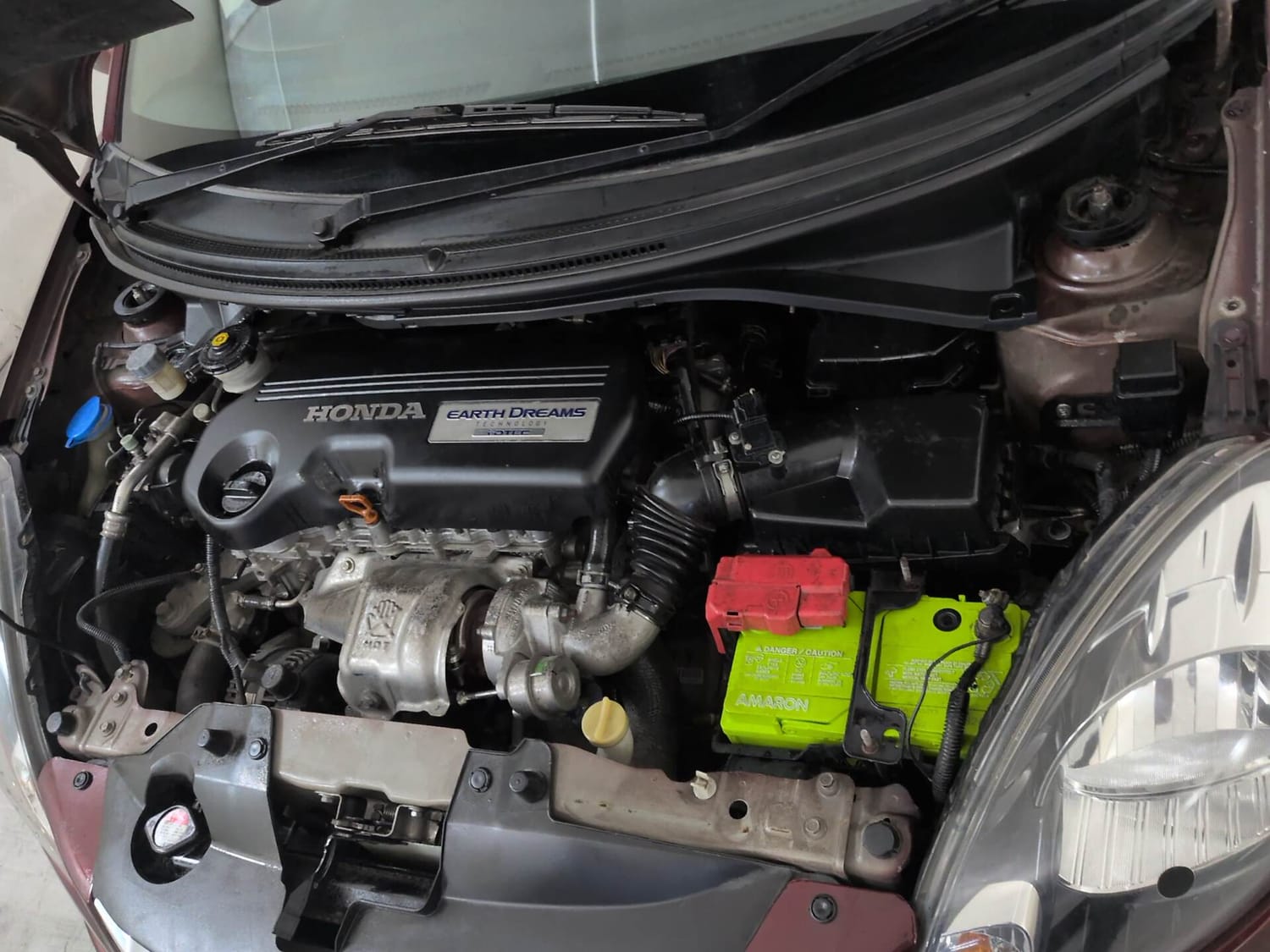 Used 2013 Honda Amaze 1.5 VX i-DTEC Diesel Manual engine ENGINE LEFT SIDE VIEW
