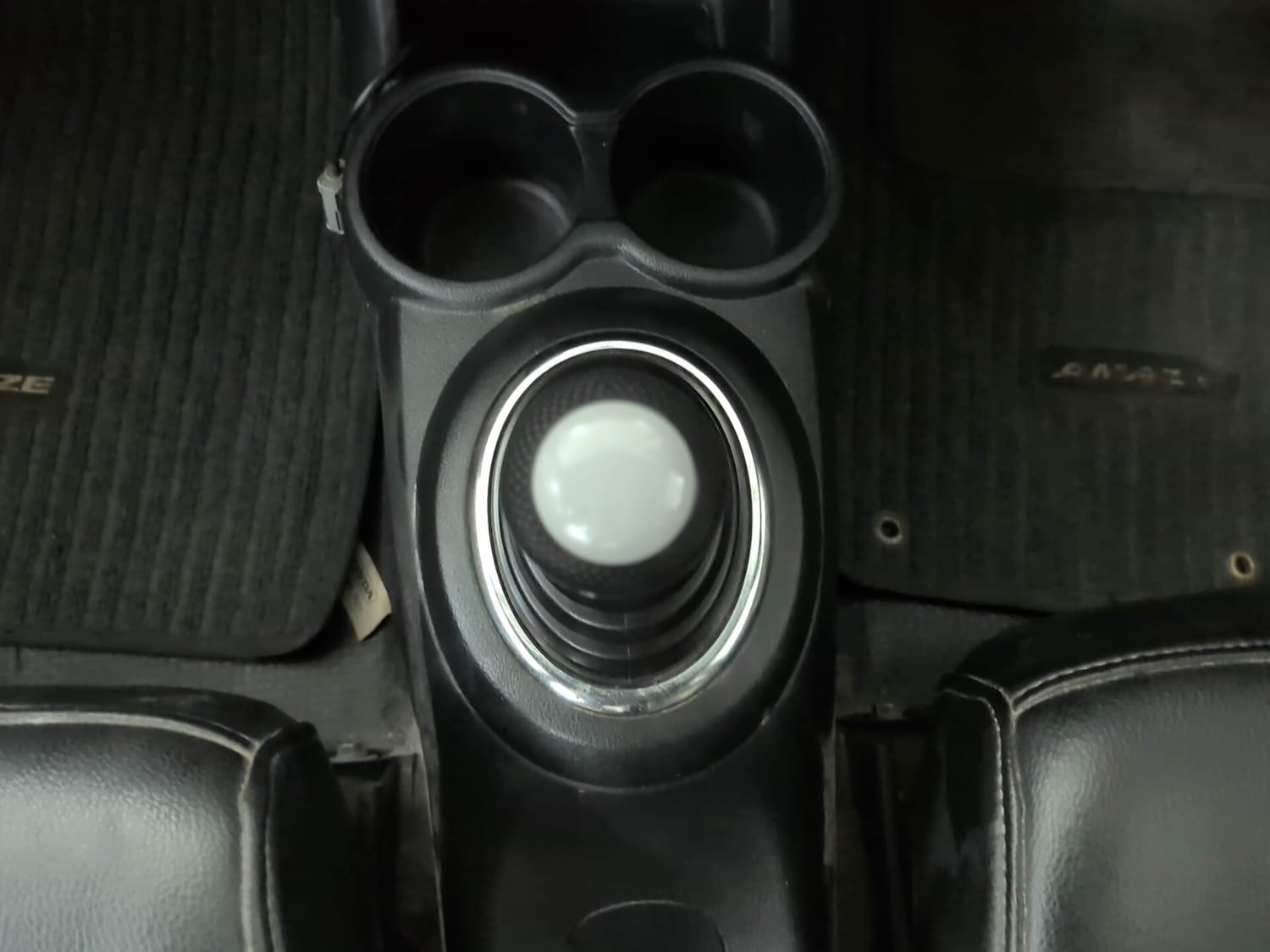 Used 2013 Honda Amaze 1.5 VX i-DTEC Diesel Manual interior GEAR  KNOB VIEW
