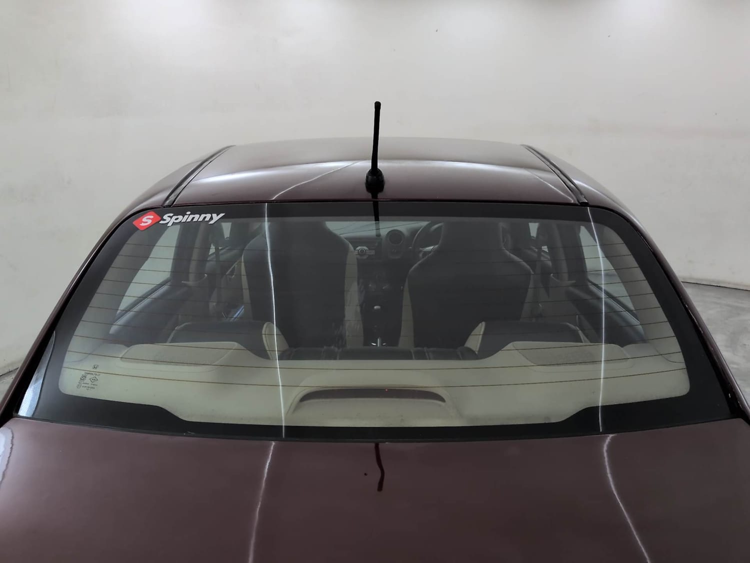 Used 2013 Honda Amaze 1.5 VX i-DTEC Diesel Manual exterior BACK WINDSHIELD VIEW