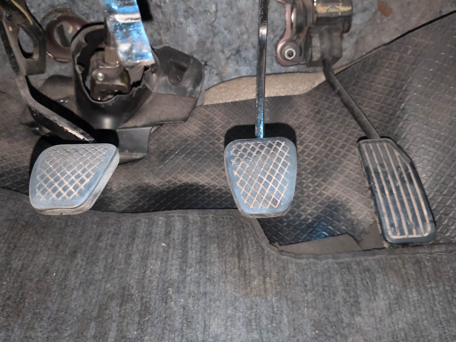 Used 2013 Honda Amaze 1.5 VX i-DTEC Diesel Manual interior PEDALS VIEW