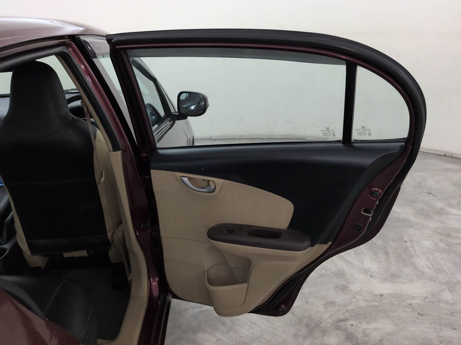 Used 2013 Honda Amaze 1.5 VX i-DTEC Diesel Manual interior RIGHT REAR DOOR OPEN VIEW