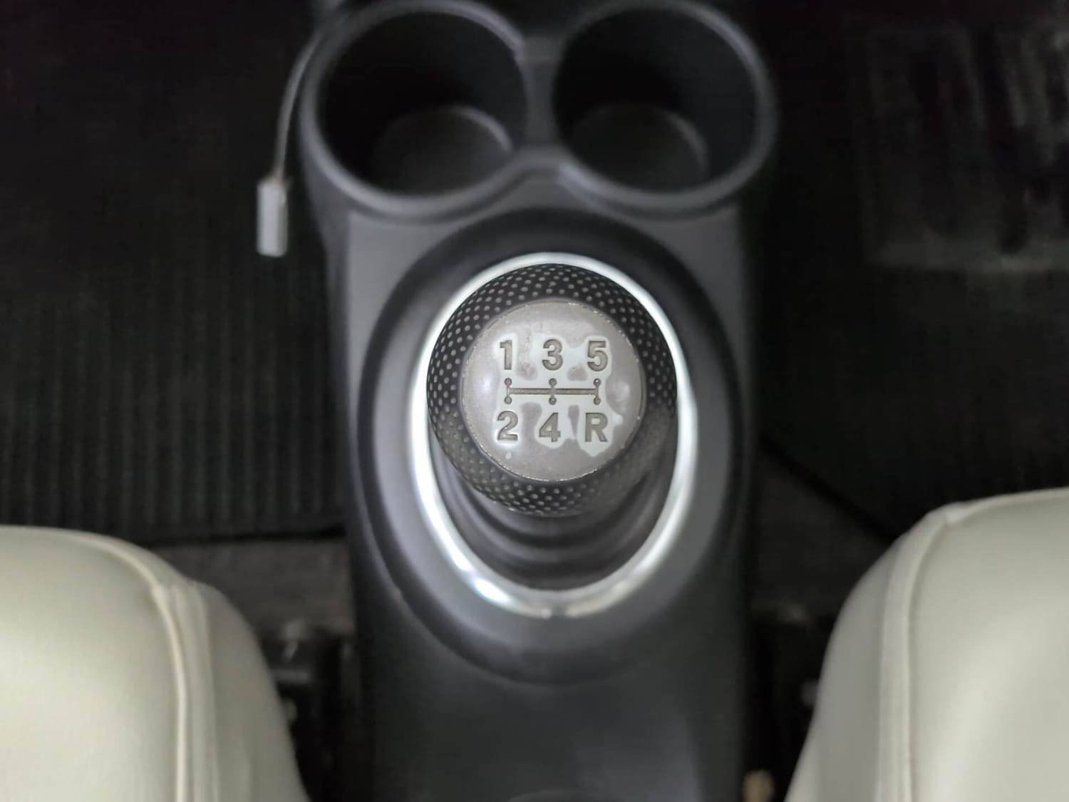 Used 2016 Honda Brio S MT Petrol Manual interior GEAR  KNOB VIEW