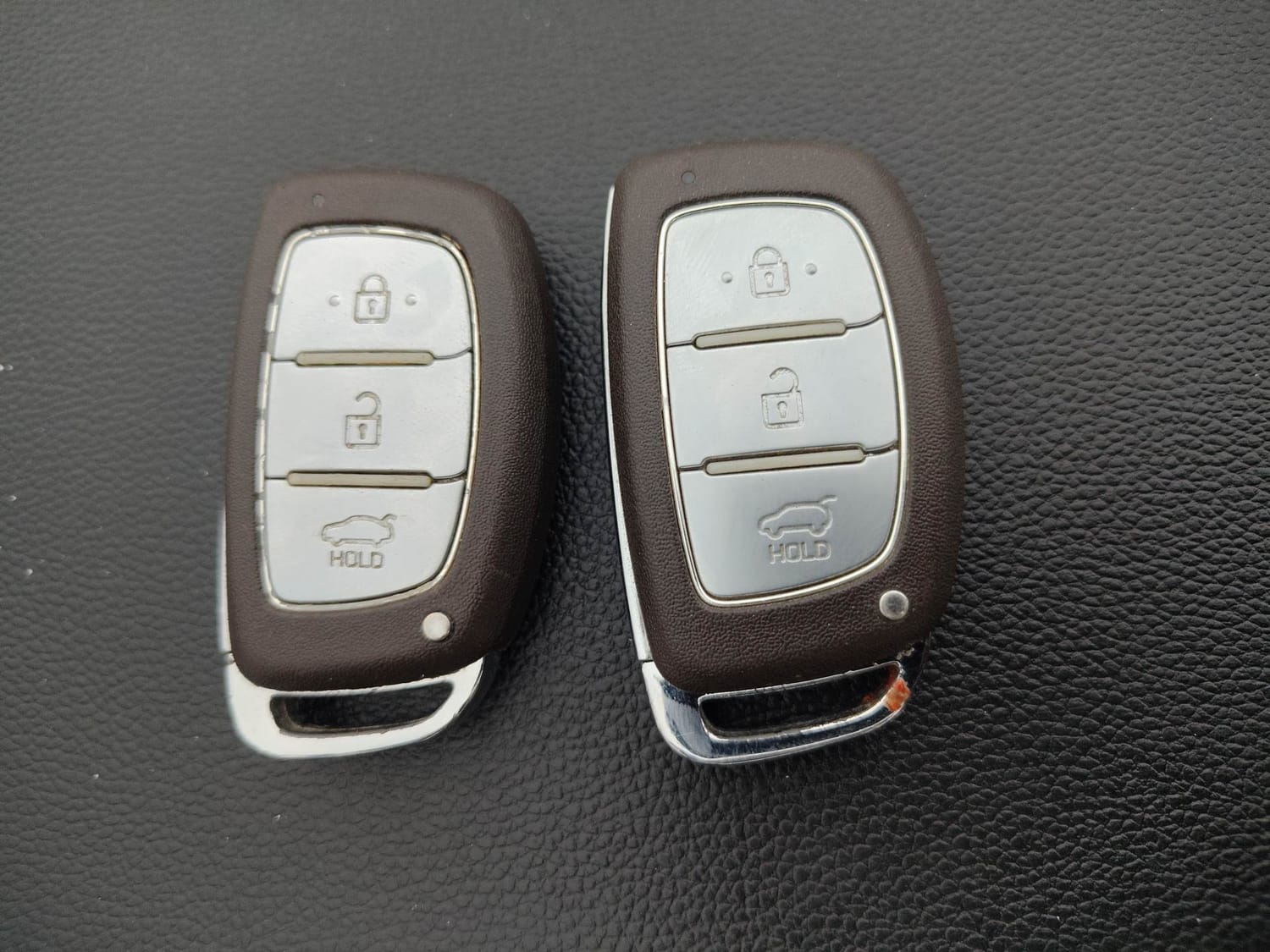 Used 2013 Hyundai Grand i10 Sportz AT 1.2 Kappa VTVT Petrol Automatic extra CAR KEY VIEW