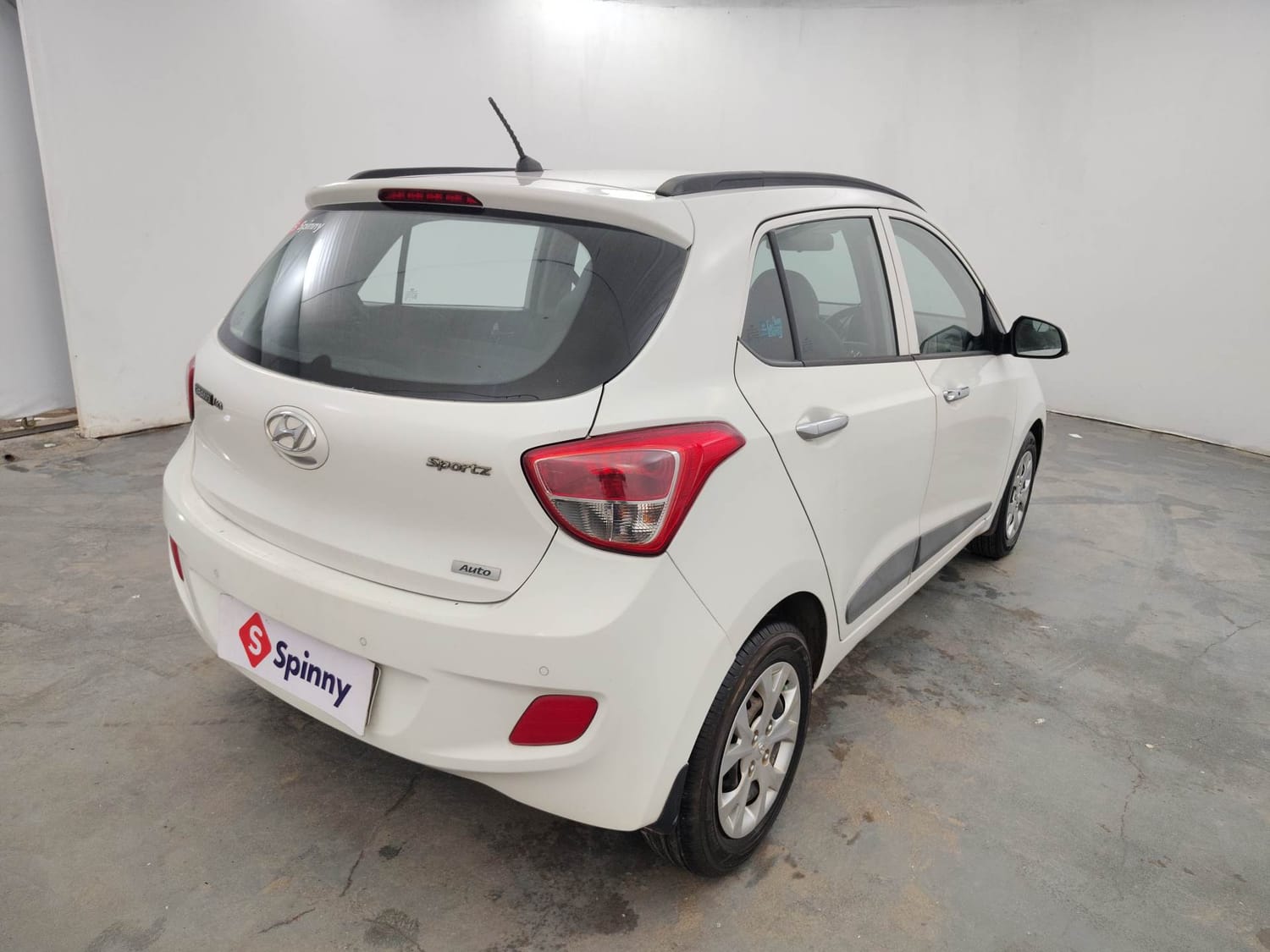 Used 2013 Hyundai Grand i10 Sportz AT 1.2 Kappa VTVT Petrol Automatic exterior RIGHT REAR CORNER VIEW