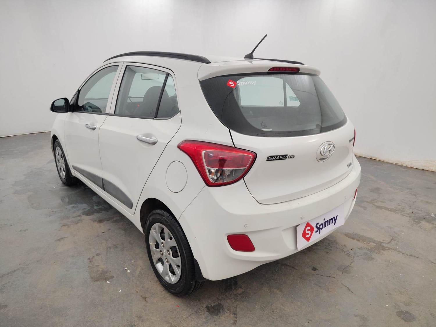 Used 2013 Hyundai Grand i10 Sportz AT 1.2 Kappa VTVT Petrol Automatic exterior LEFT REAR CORNER VIEW