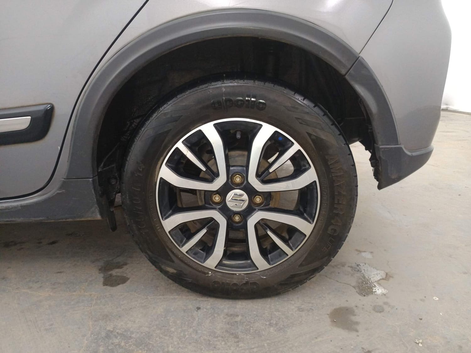 Used 2023 Maruti Suzuki Celerio VXi CNG Cng Manual tyres LEFT REAR TYRE RIM VIEW