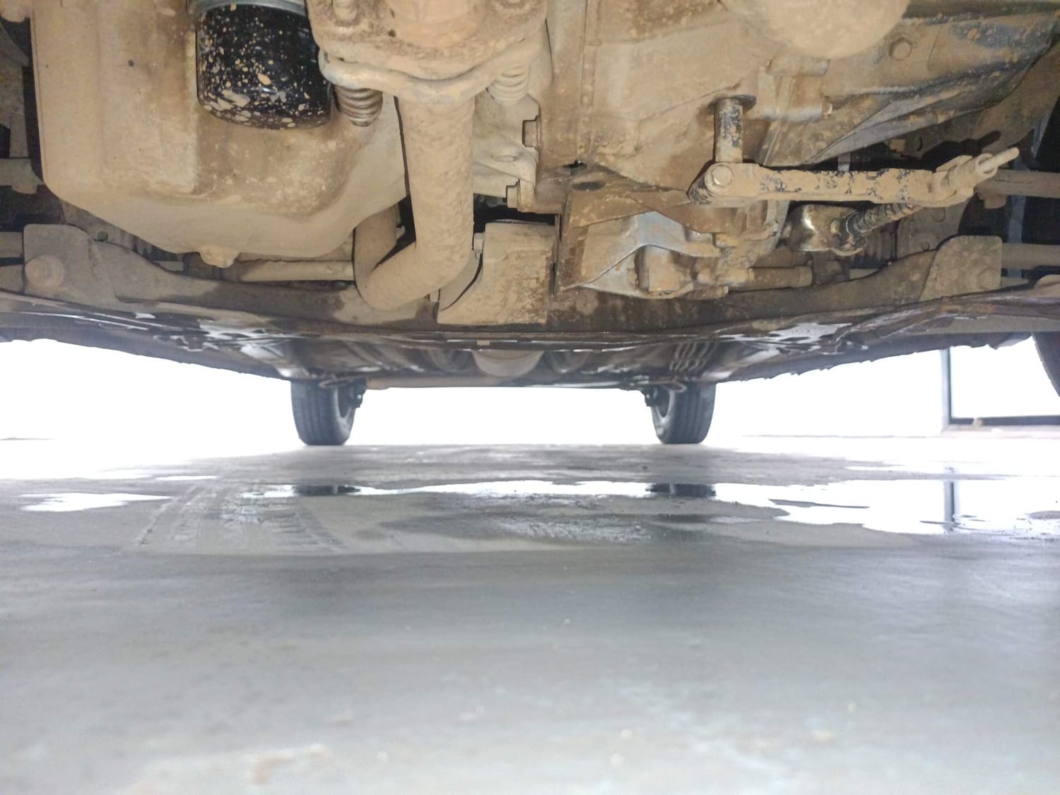 Used 2023 Maruti Suzuki Celerio VXi CNG Cng Manual extra FRONT LEFT UNDERBODY VIEW