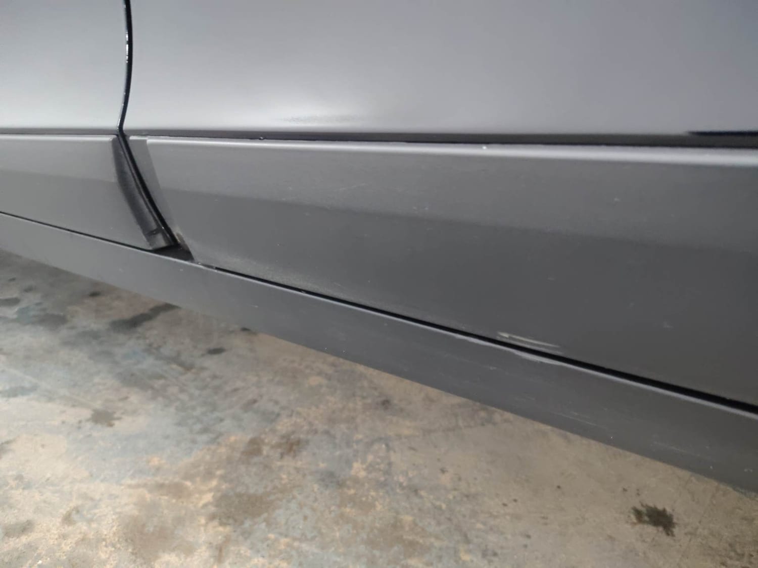 Used 2018 Mahindra KUV100 NXT K8 6 STR Petrol Manual dents MINOR SCRATCH