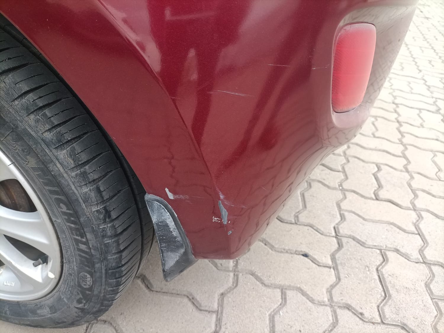 Used 2014 Hyundai Grand i10 Asta AT 1.2 Kappa VTVT Petrol Automatic dents MINOR SCRATCH