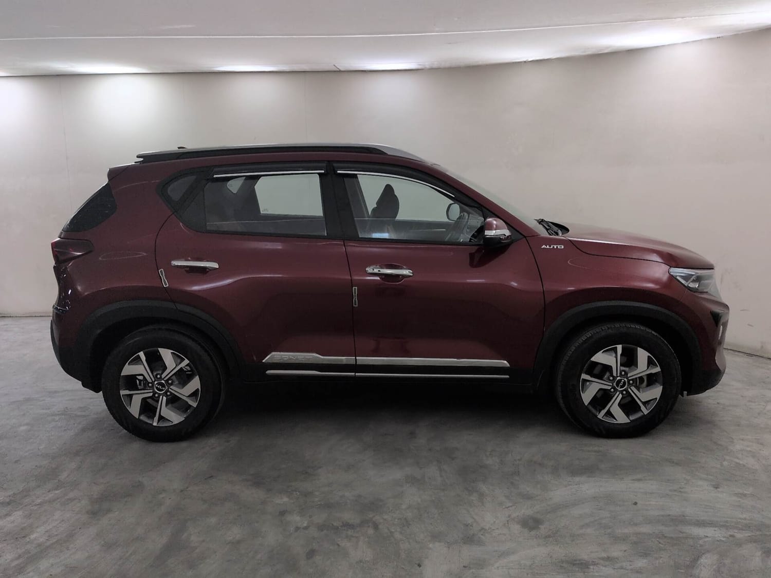 Used 2022 Kia Sonet HTX 1.5 AT Diesel Automatic exterior RIGHT SIDE VIEW
