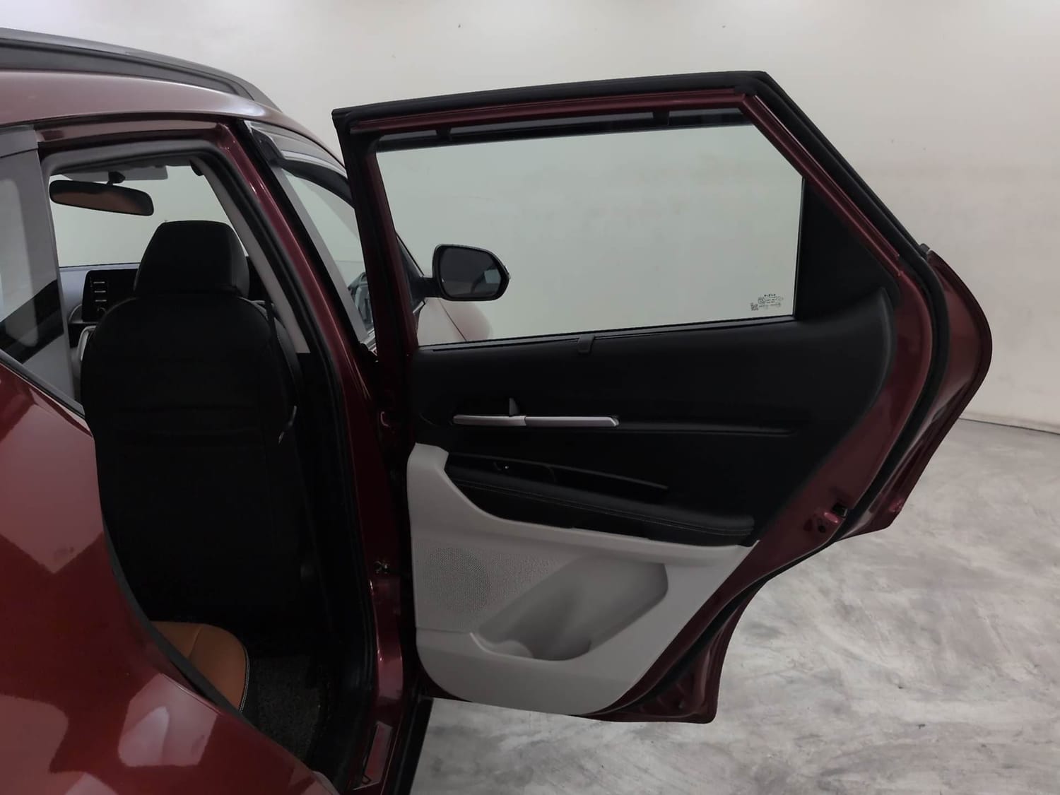 Used 2022 Kia Sonet HTX 1.5 AT Diesel Automatic interior RIGHT REAR DOOR OPEN VIEW