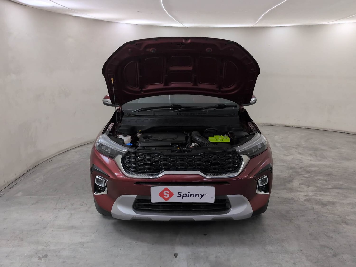 Used 2022 Kia Sonet HTX 1.5 AT Diesel Automatic engine ENGINE & BONNET OPEN FRONT VIEW